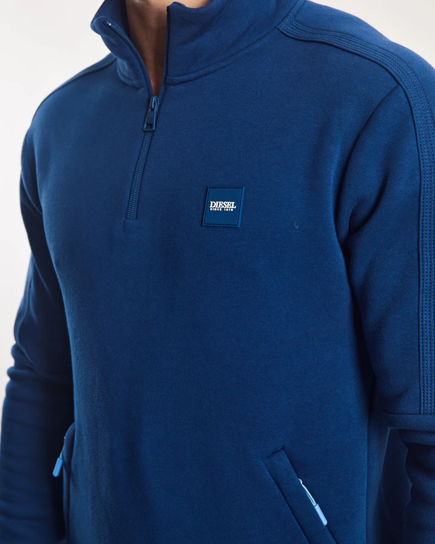 Blue Flame Half Zip Oday