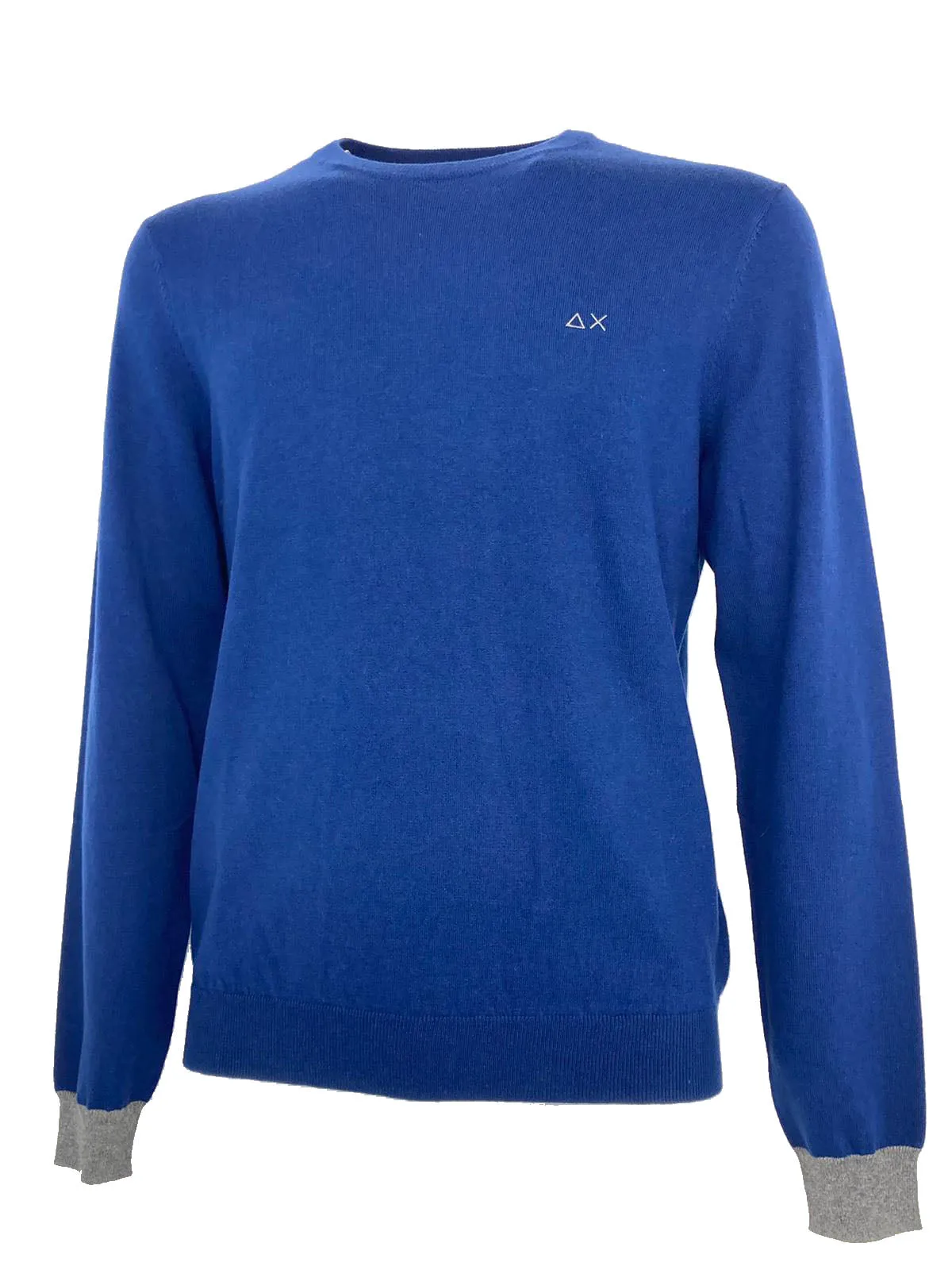 Blue men's pullover with red patches wool blend.