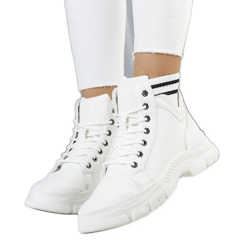 Innes white insulated boots