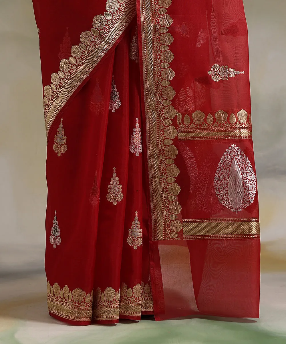 Maroon Handloom Pure Kora Silk Banarasi Saree With Floral Border And Booti