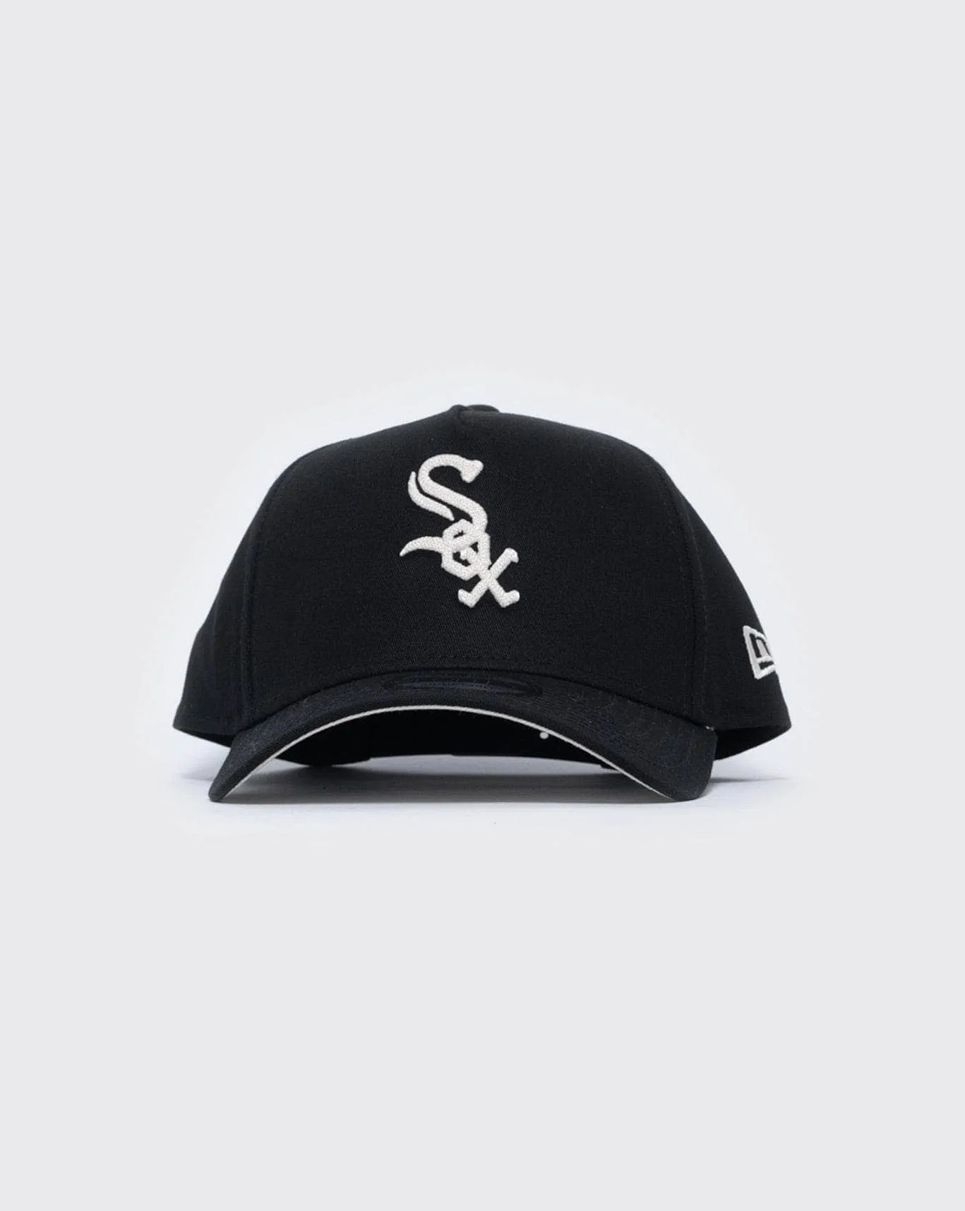 new era 940 Chicago White Sox cap with chainstitch embroidery