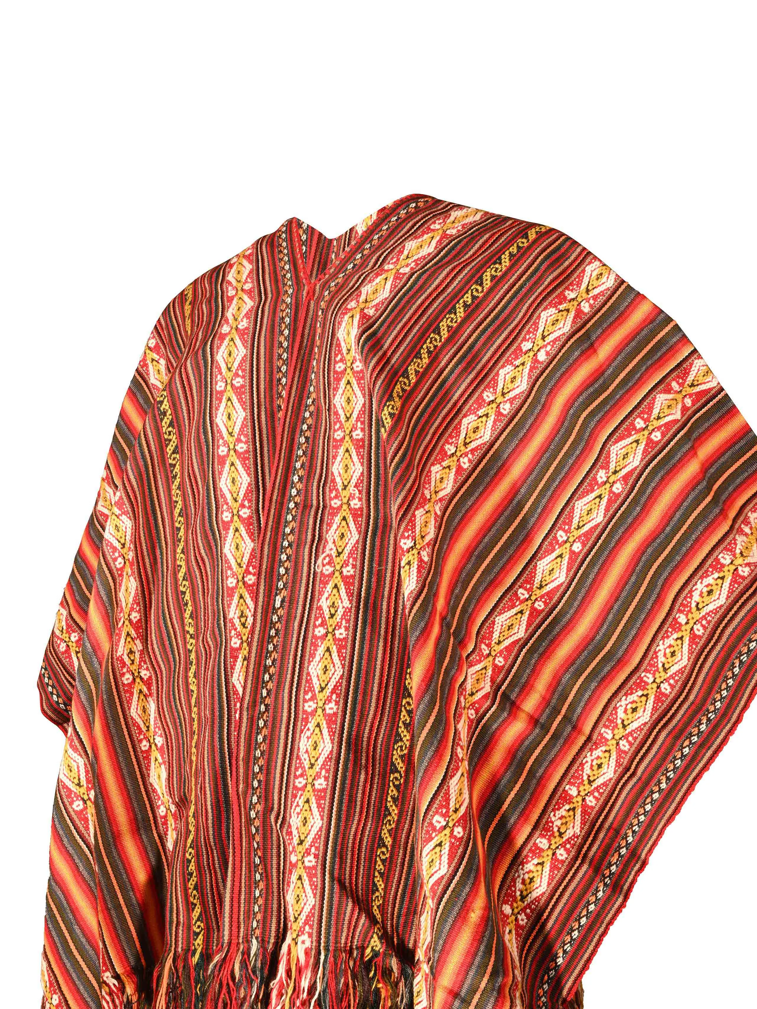 Peruvian Poncho - Kinsa Pata: Find Authentic Peruvian Ponchos