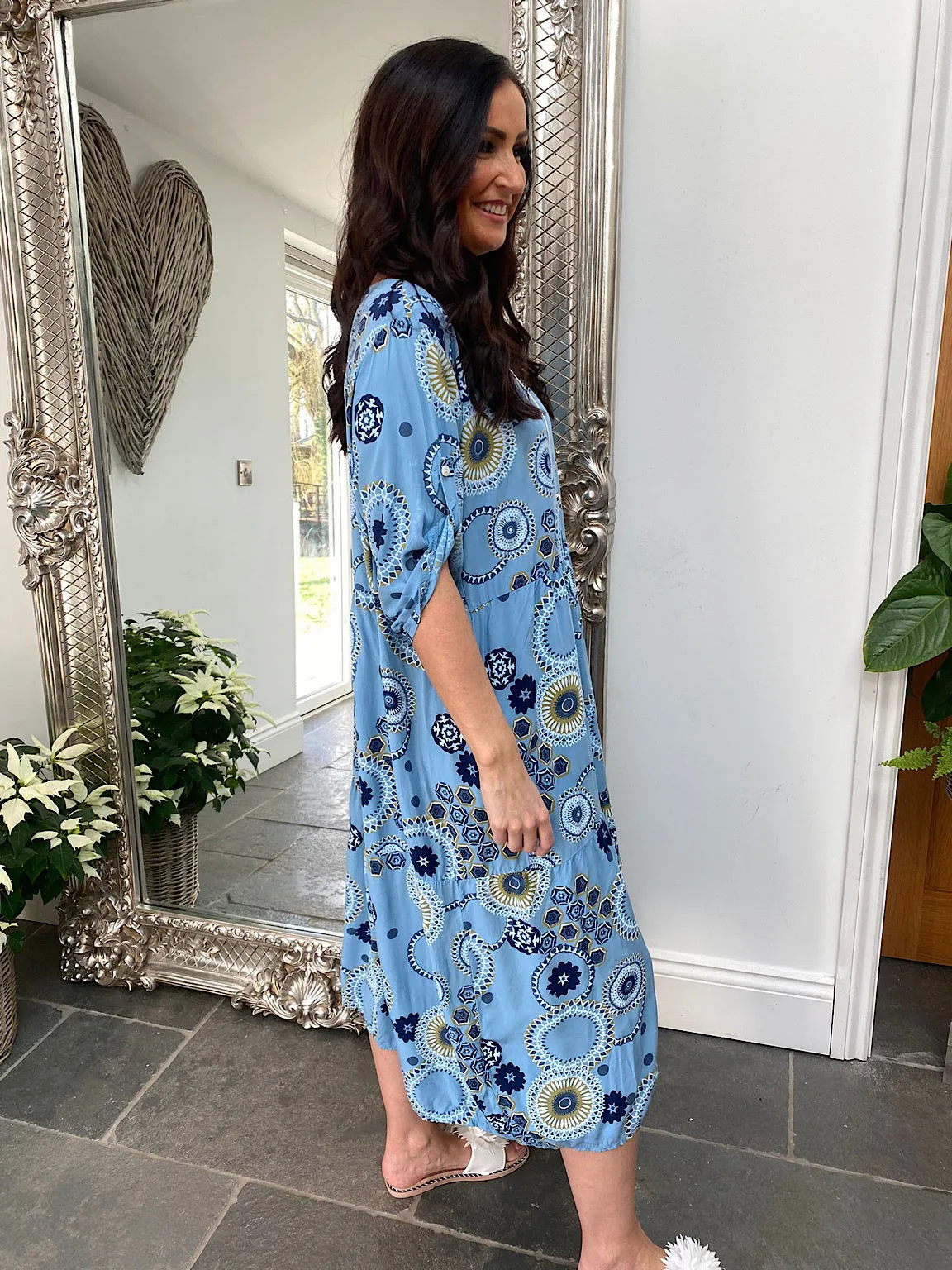 Printed Midi Dress Rhonda - Shop now for the perfect midi dress. Order your Rhonda printed dress.