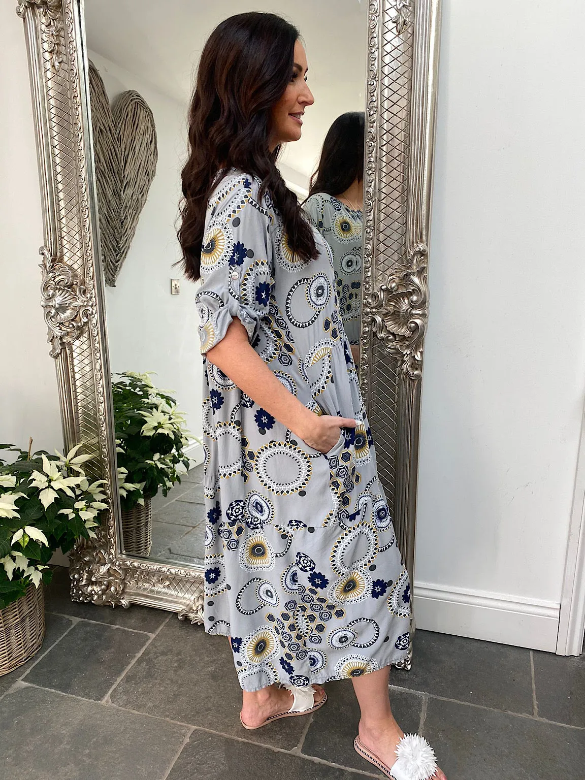 Printed Midi Dress Rhonda - Shop now for the perfect midi dress. Order your Rhonda printed dress.