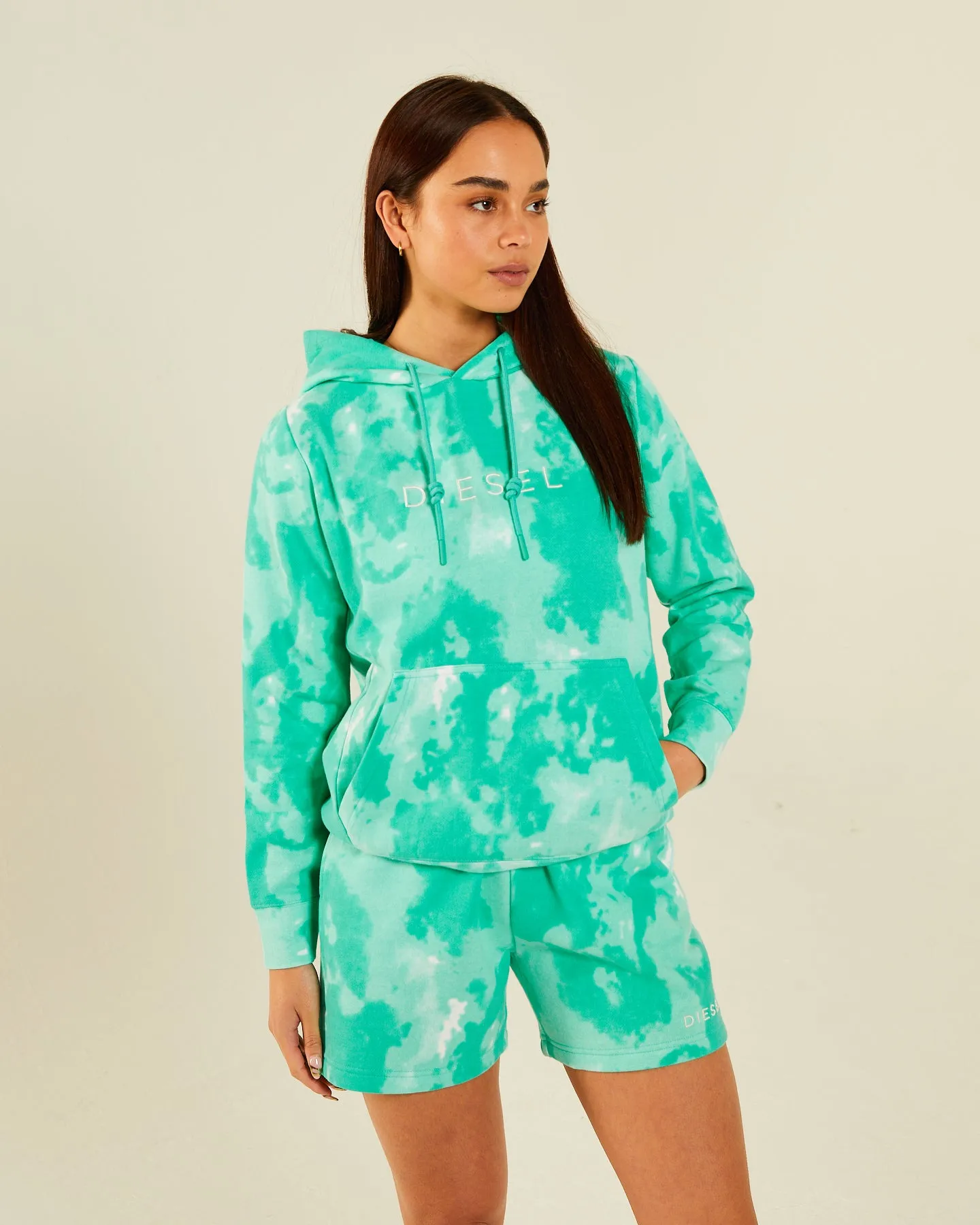 Sorcha Hood Mint Tie Dye can be optimized for better search engine rankings as Mint Tie Dye Sorcha Hood.