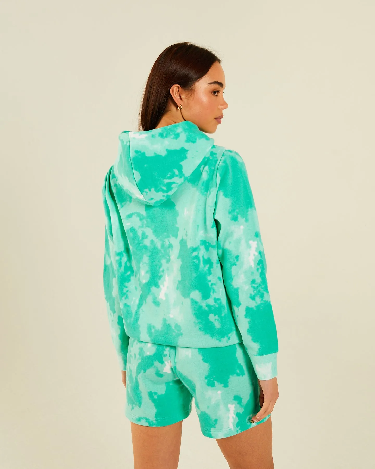 Sorcha Hood Mint Tie Dye can be optimized for better search engine rankings as Mint Tie Dye Sorcha Hood.