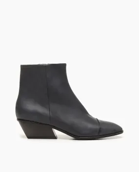 Wildii Bootie - Women's Fashion Ankle Boot