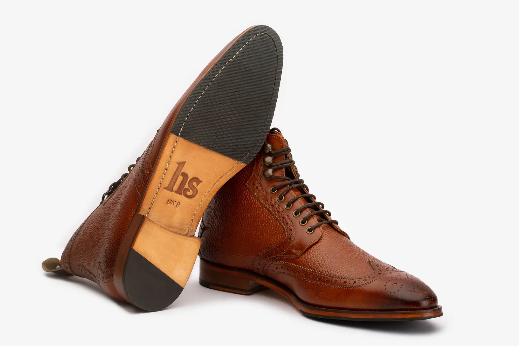 Wingcap Brogue Boot - Pebble Grain Quarter and Mid Vamp