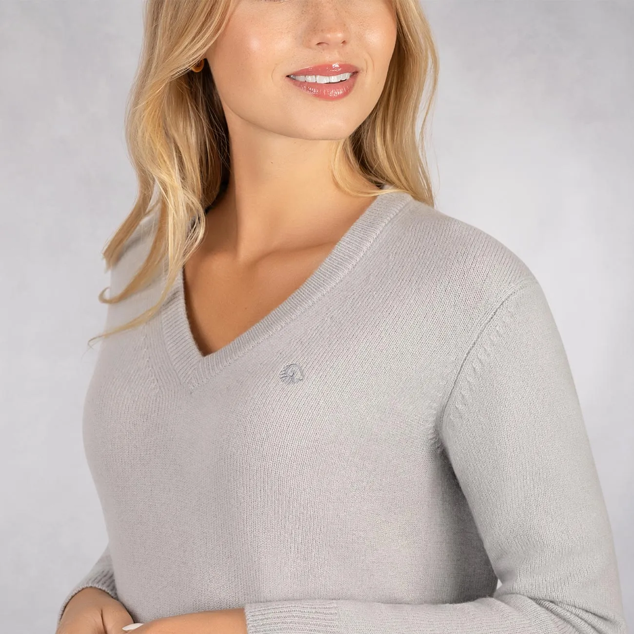 wool v neck pullover for women