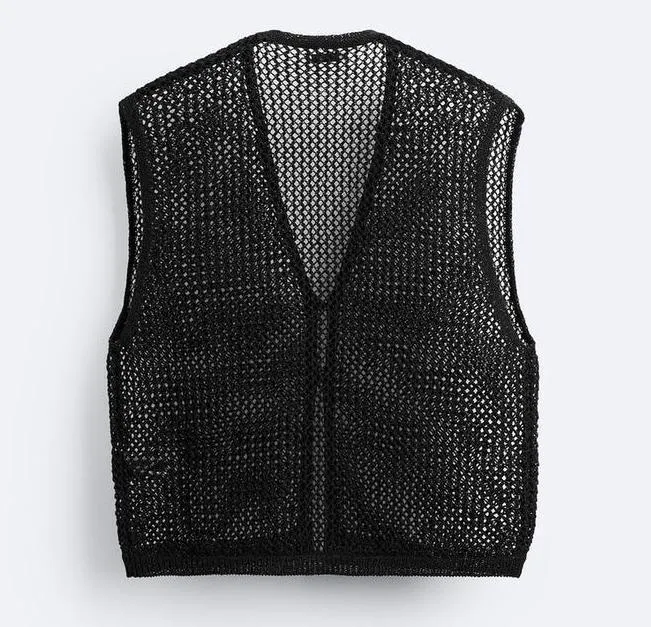 ZARA | Simple Vests & Vests